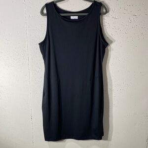 Chic Black Sleeveless Dress